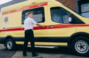 Ambulância Particular Curitiba: Serviços de Transporte Médico de Qualidade 3 ambulancia tipo c